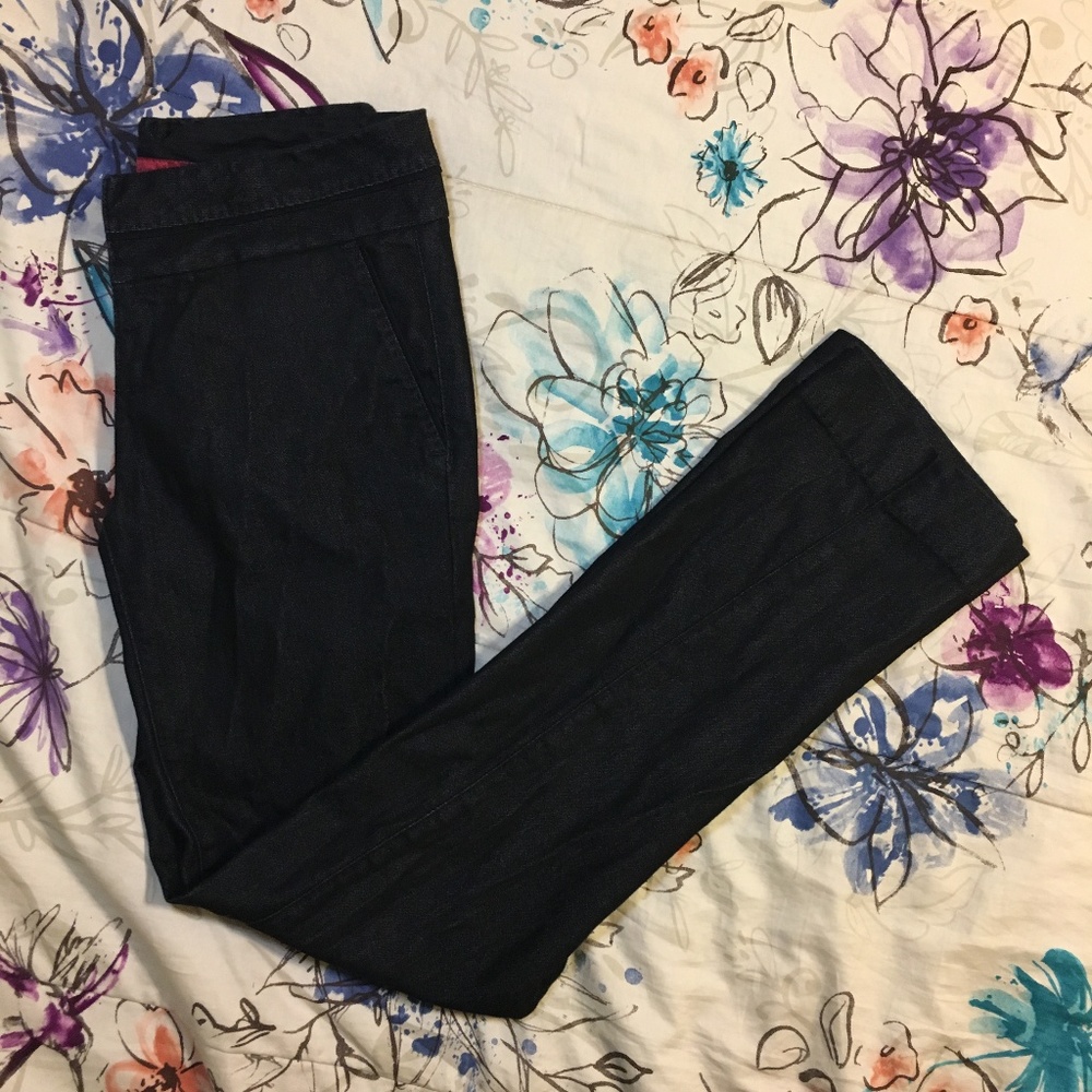 DONATING 2/4: BANANA REPUBLIC Jeans - Bootcut - Picture 1 of 6